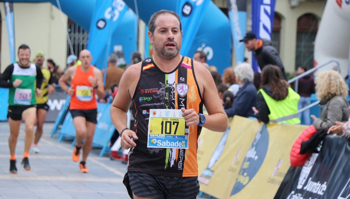 Fotos: La meta de los 10km Ciudad de León