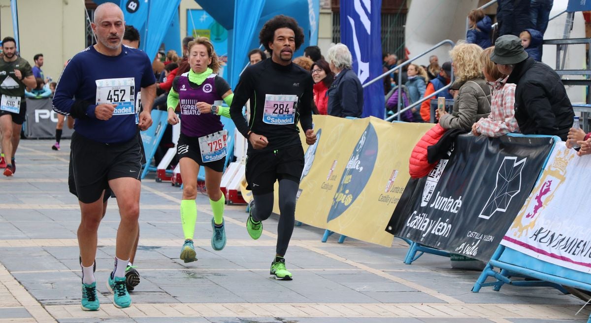 Fotos: La meta de los 10km Ciudad de León