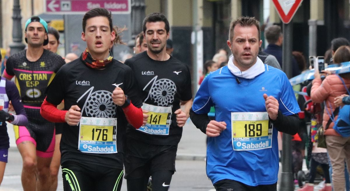 Fotos: Los 10km de León, a su paso por Ordoño II