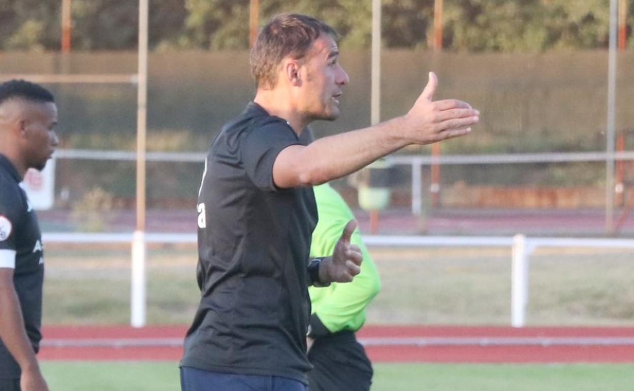 Ministro continua en la UCI pero evoluciona favorablemente de su ictus