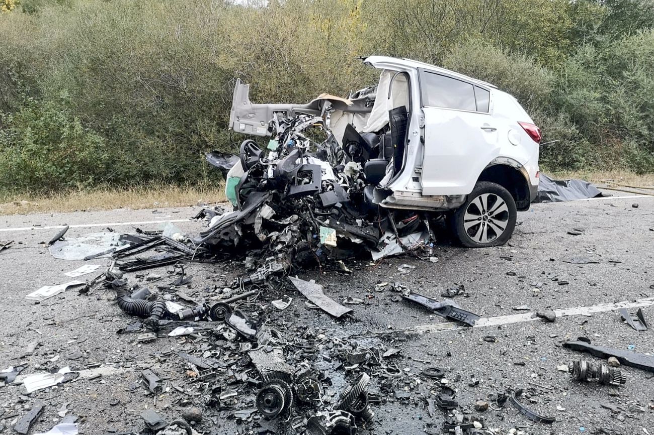 Fallece un conductor tras salirse de la vía y arder su vehículo en Candañedo de Boñar.