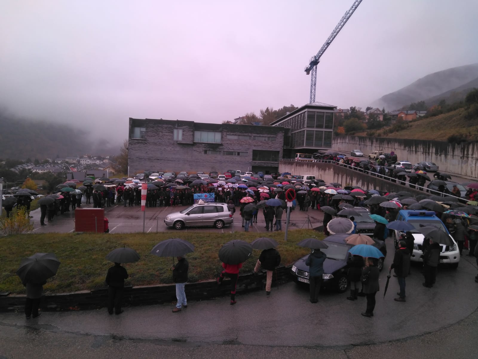 Fotos: Protesta contra los recortes sanitarios en Villablino