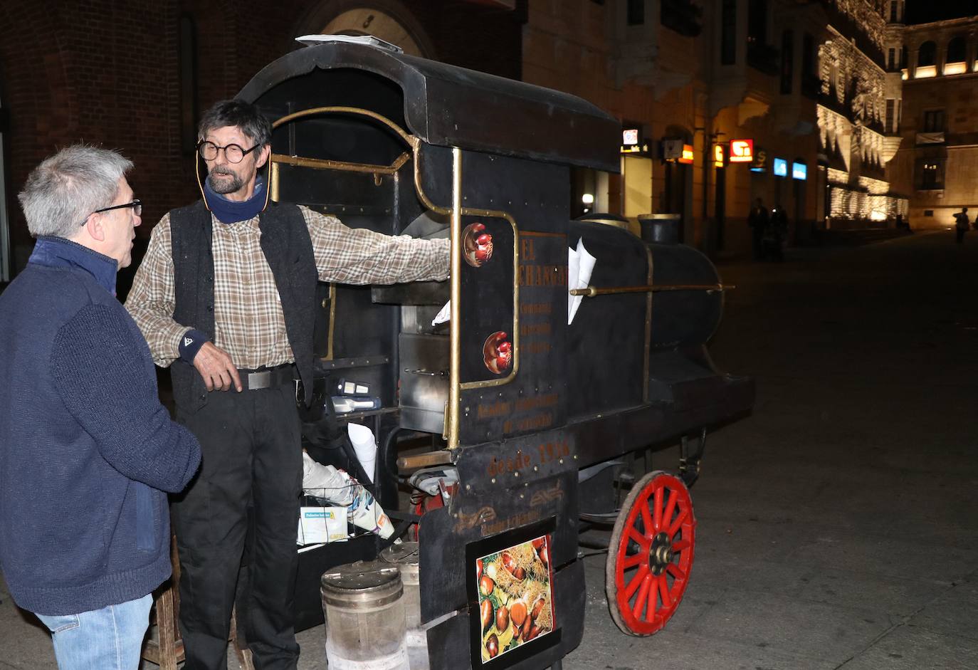 Fotos: El castañero vuelve a la calle Ancha