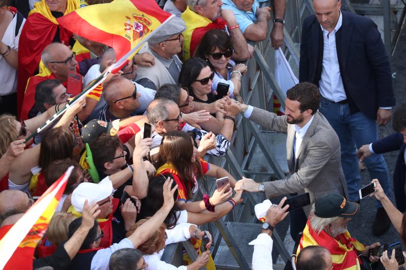 Fotos: Masiva marcha en Barcelona por la unidad de España