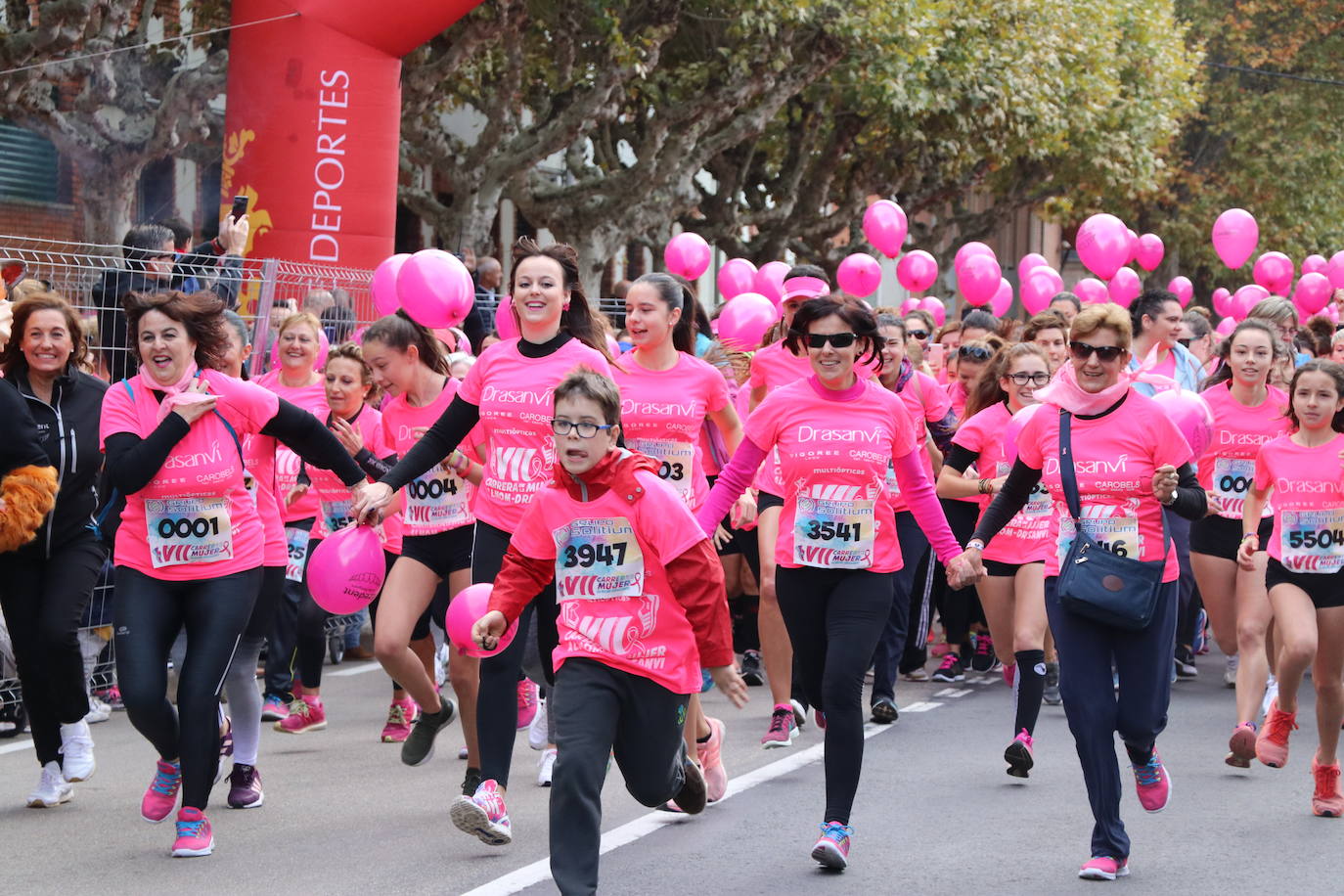 La ciudad de León acoge una nueva carrera de la lucha contra el cáncer de mama.