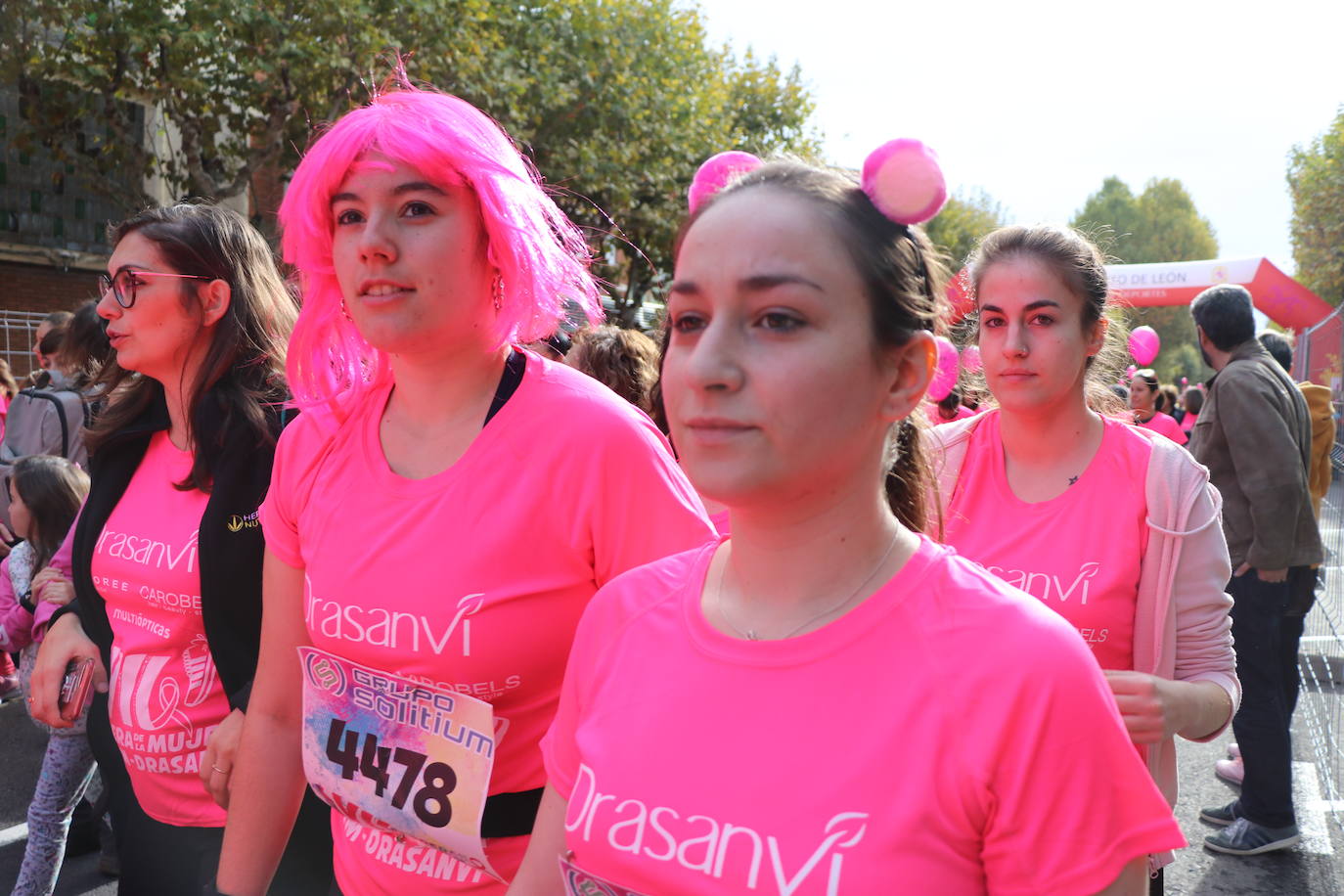 La ciudad de León acoge una nueva carrera de la lucha contra el cáncer de mama.
