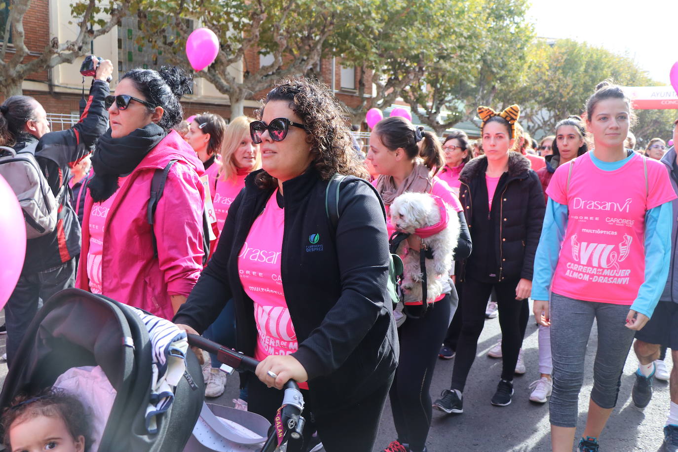 La ciudad de León acoge una nueva carrera de la lucha contra el cáncer de mama.
