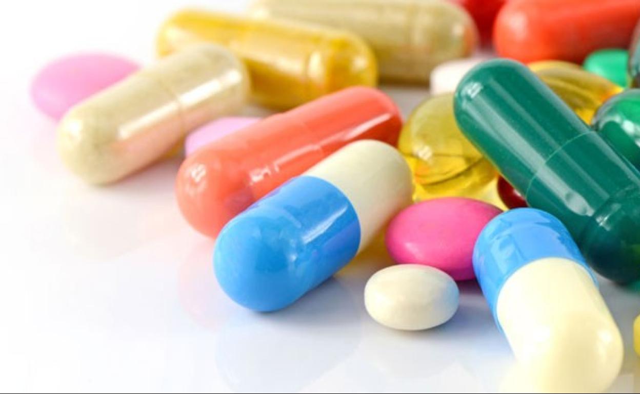 El ibuprofeno, uno de los 1.290 medicamentos que bajan de precio