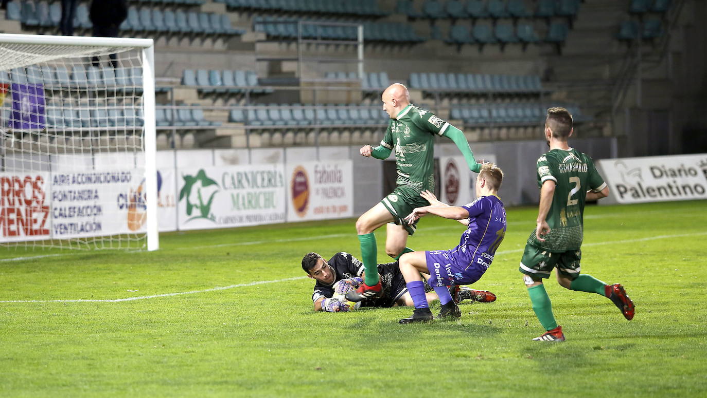 Fotos: Las imágenes del Cristo Atlético-Atlético Astorga