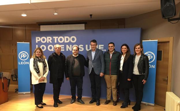 Acto popular en La Bañeza