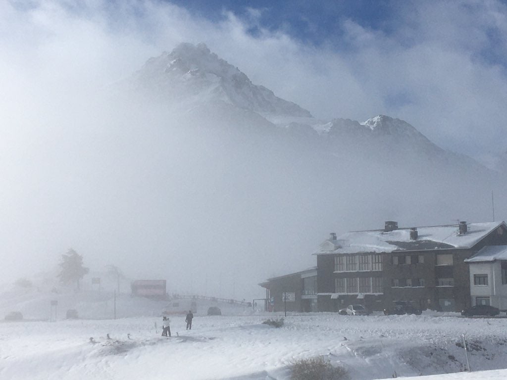Fotos: La nieve llama a la puerta