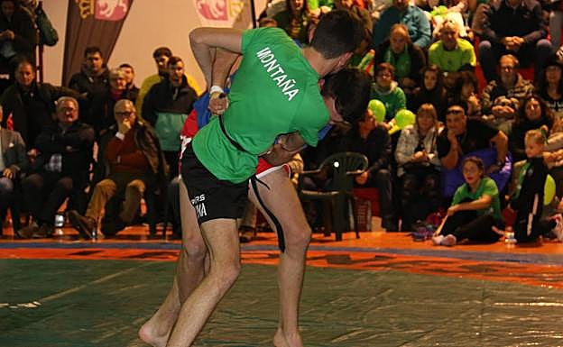 Galería. Instante del corro.