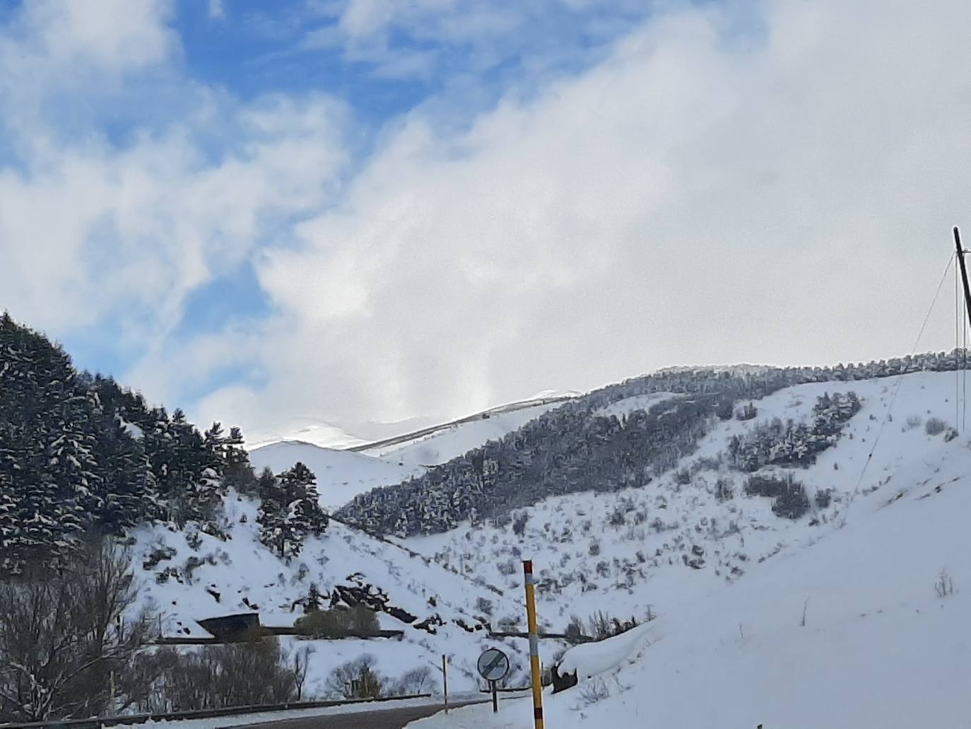 Fotos: Un paisaje invernal en León