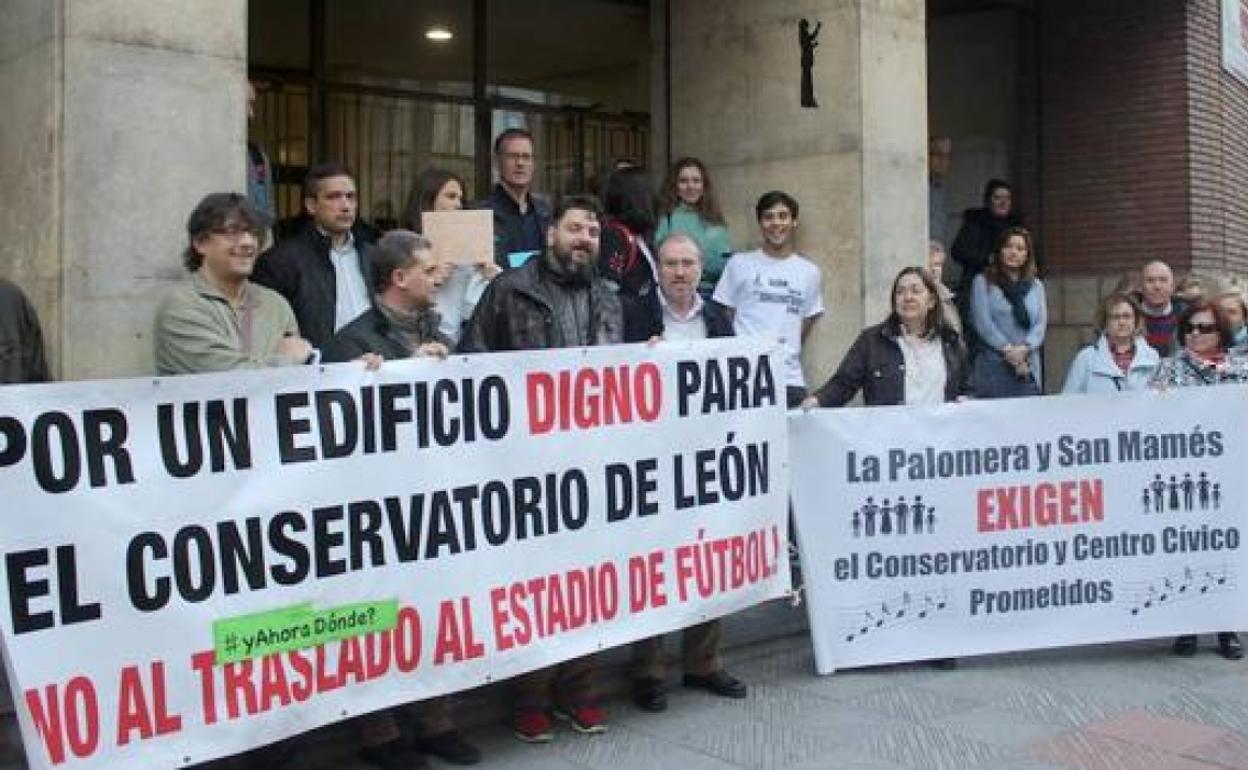 La plataforma 'León por un Conservatorio digno' denuncia «mentiras y agravios» desde la Junta de Castilla y León