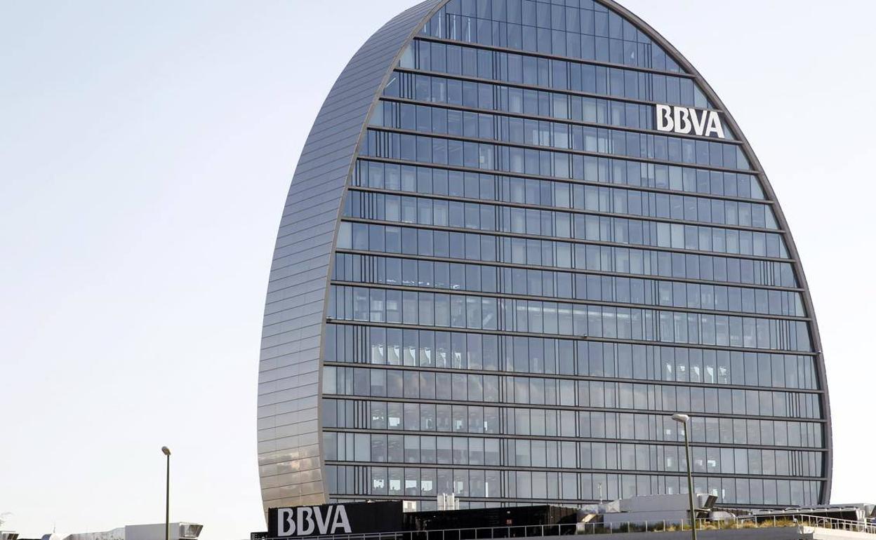 El edificio La Vela, sede del BBVA. 