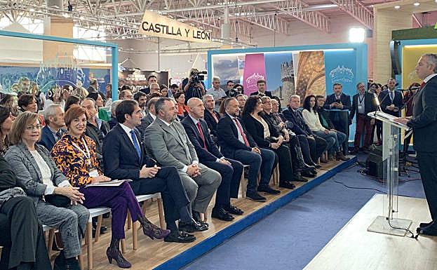 Un momento de la presentación de León en Intur.