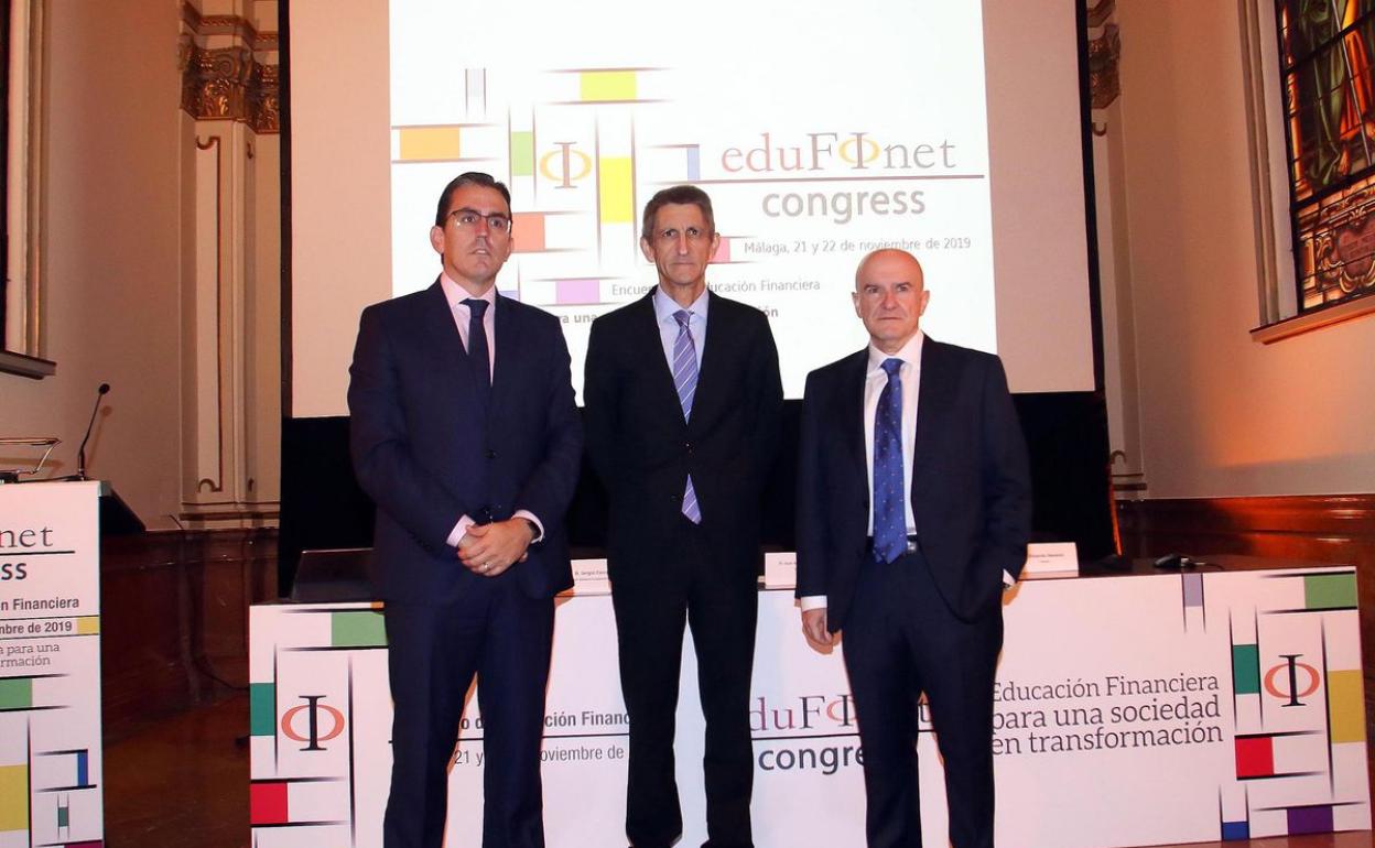 Treinta de expertos abordan los retos de la educación financiera en el II Congreso del Proyecto Edufinet de Unicaja