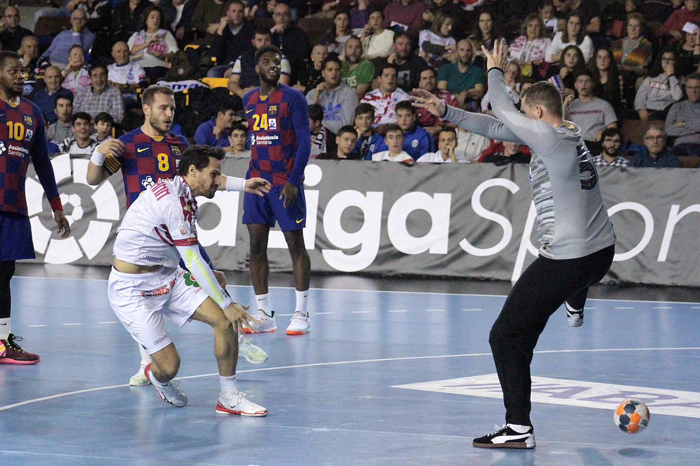 Fotos: Las imágenes del Abanca Ademar-Barça