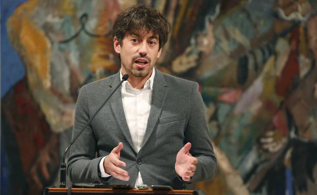 El diputado Pablo López Presa, durante la comparecencia. 