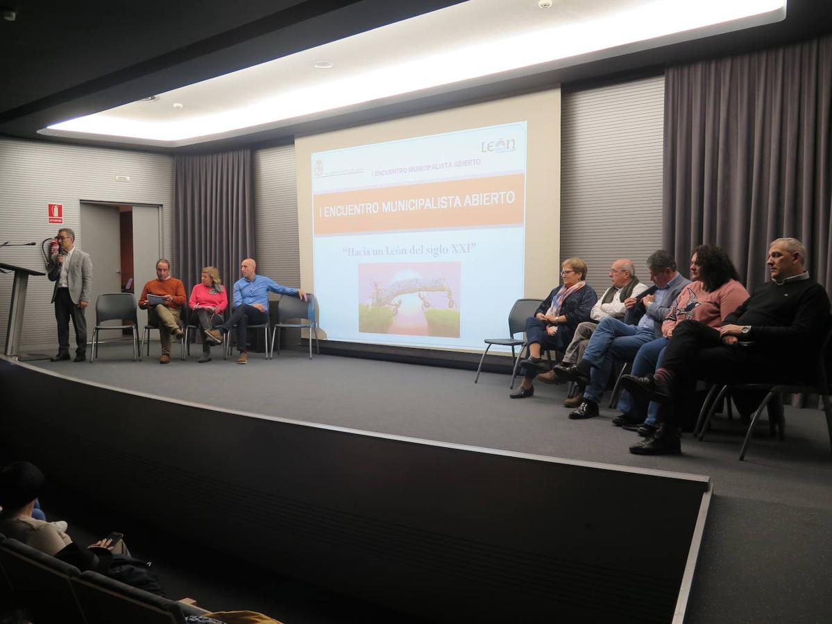 Fotos: I Encuentro Municipalista Abierto de León