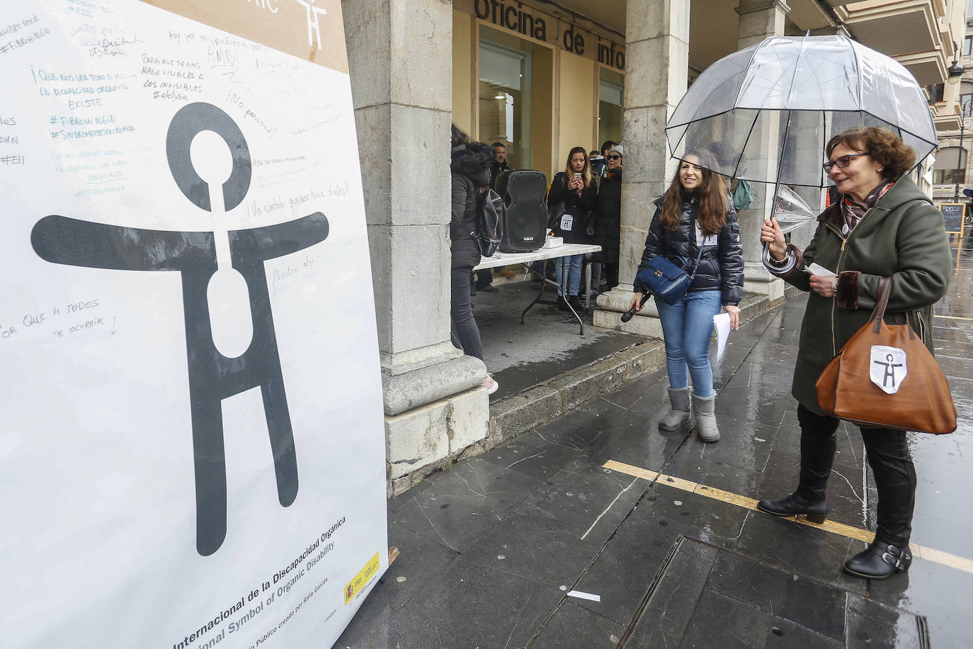 Fotos: Presentación del símbolo internacional de la discapacidad orgánica