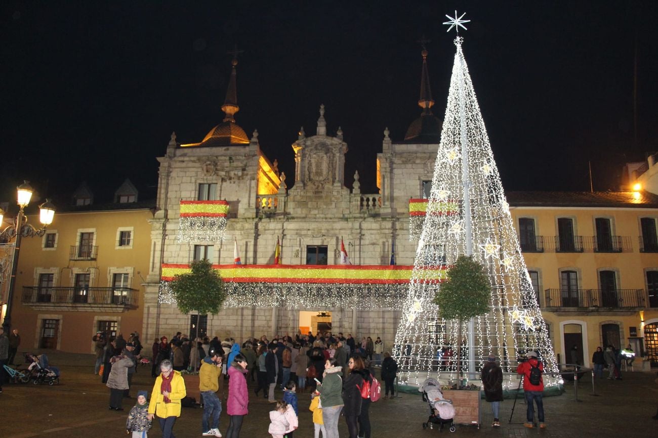 Imagen del encendido navideño en Ponferrada. 