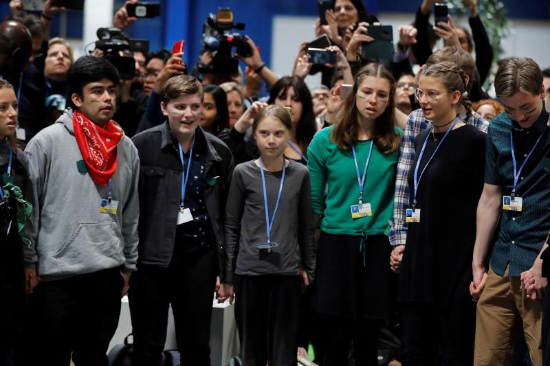 Fotos: Greta Thunberg se une a la sentada por la inacción contra la emergencia climática