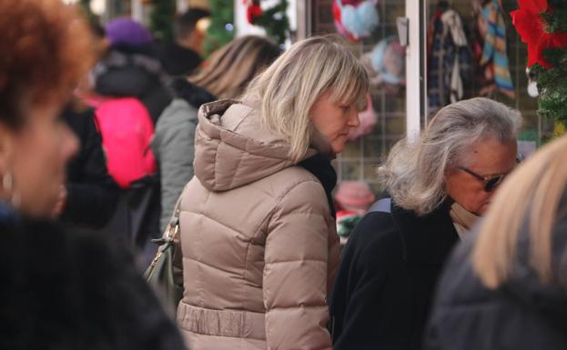 Galería. Imágenes del mercadillo navideño.