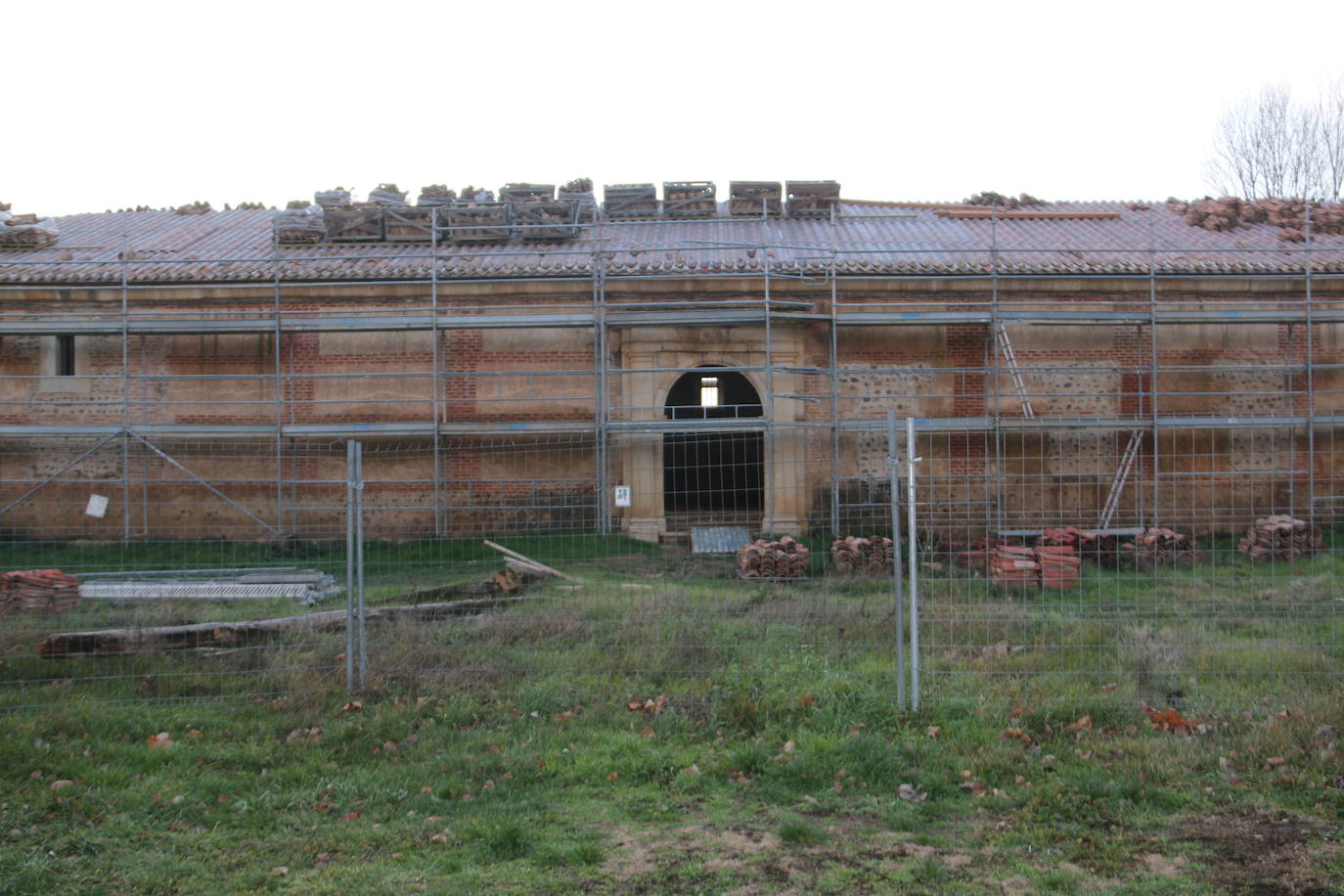 Fotos: Obras en la panera del Monasterio de Sandoval