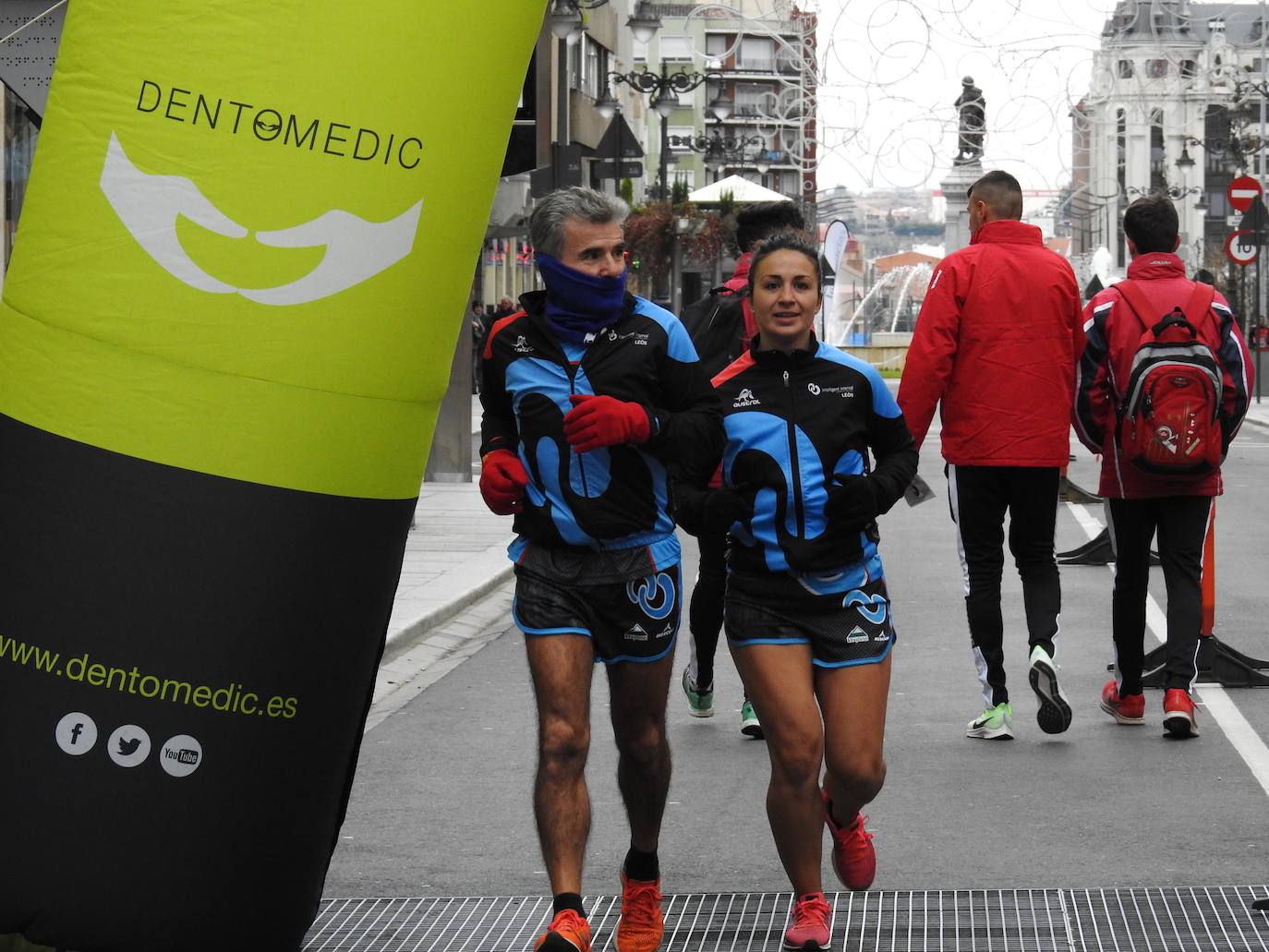 Más de 250 participantes se citan en la II Carrera de las Empresas con Ordoño II como perfecto circuito.