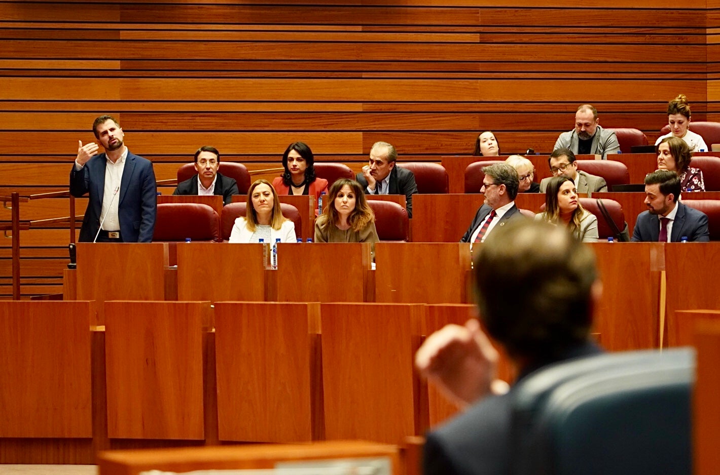 Fotos: Pleno de las Cortes de Castilla y León