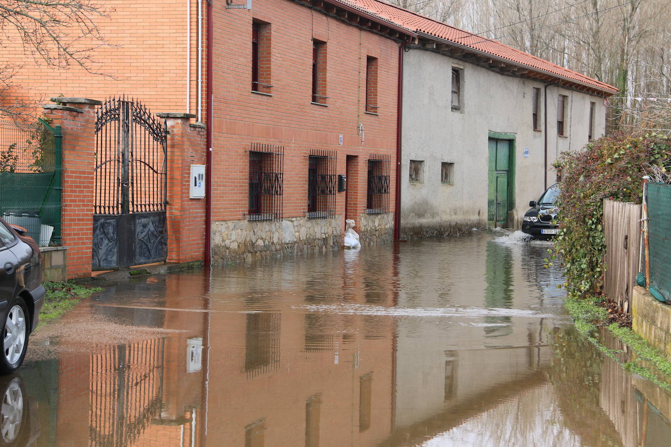 Fotos: Villaverde de Arriba, bajo el agua