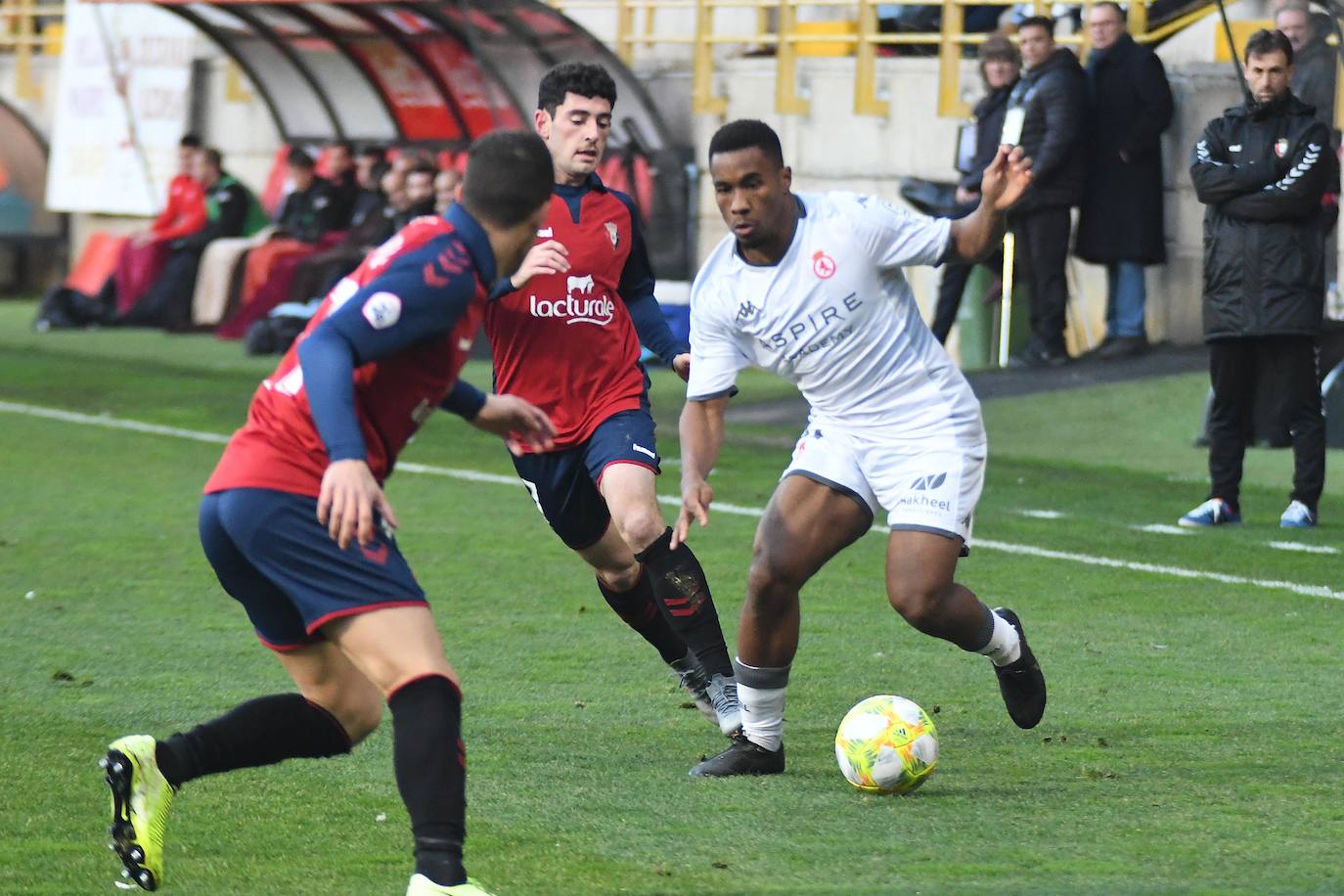 Fotos: Las mejores imágenes del Cultural - Osasuna B