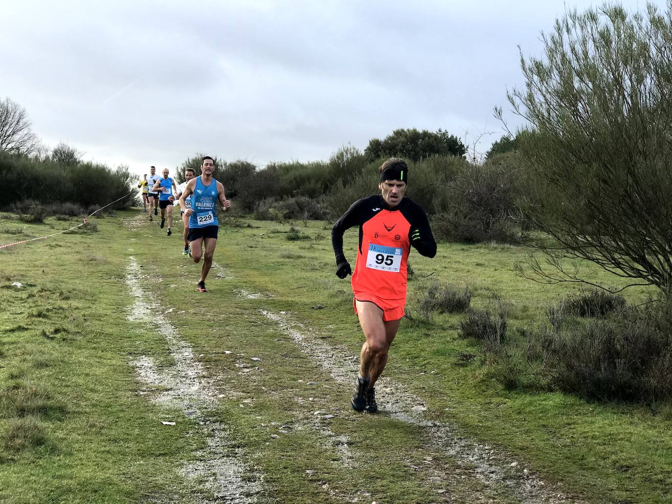 Fotos: Las mejores imágenes del Cross Navideño de Lorenzana