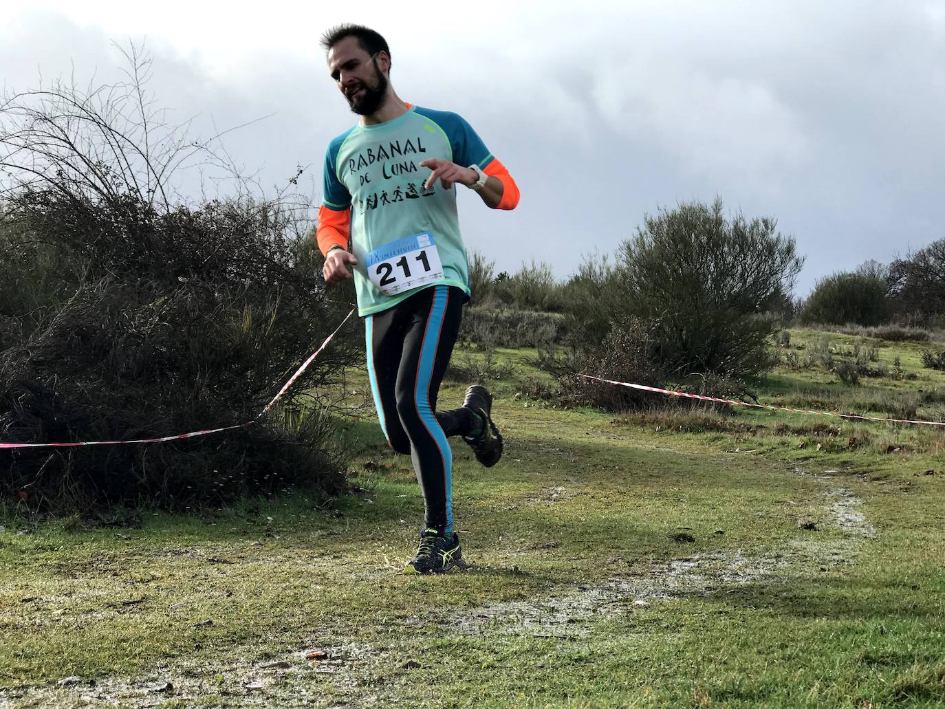 Fotos: Las mejores imágenes del Cross Navideño de Lorenzana