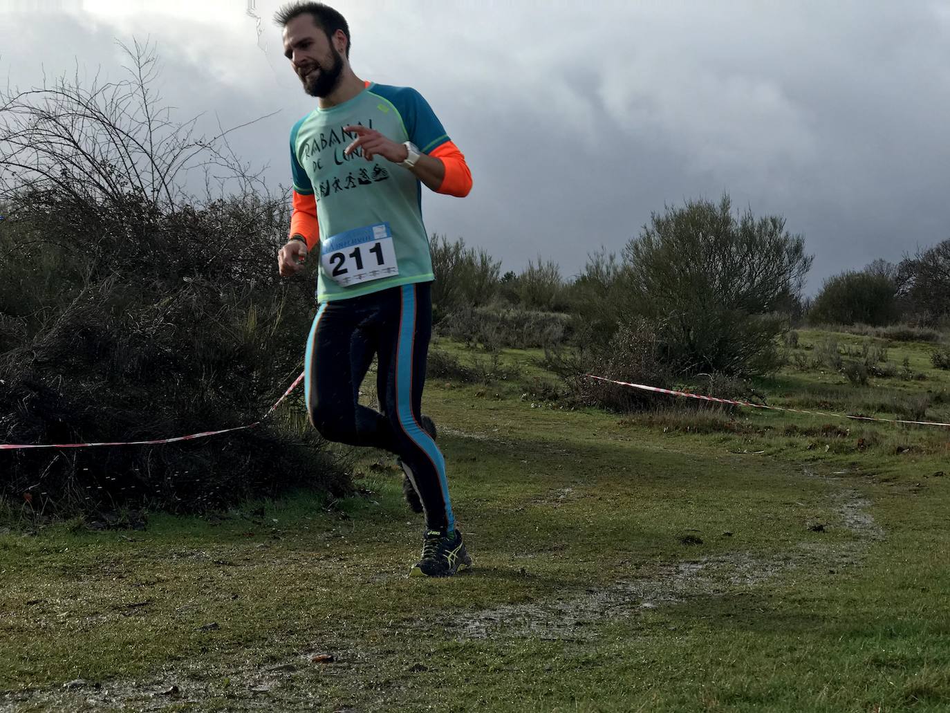 Fotos: Las mejores imágenes del Cross Navideño de Lorenzana