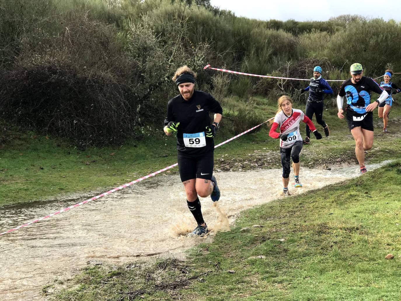 Fotos: Las mejores imágenes del Cross Navideño de Lorenzana