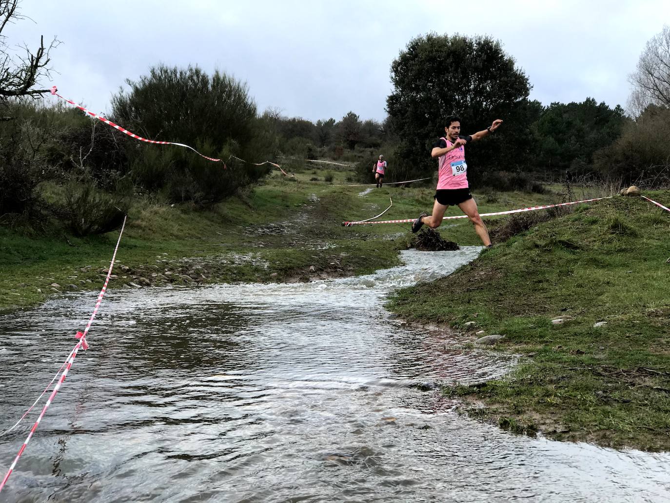 Fotos: Las mejores imágenes del Cross Navideño de Lorenzana