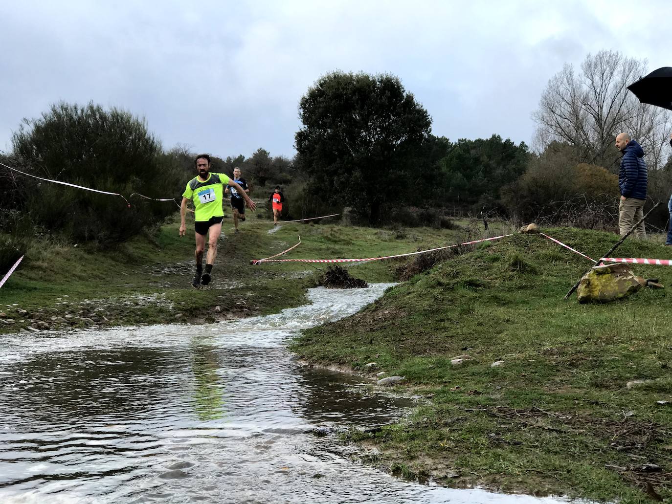 Fotos: Las mejores imágenes del Cross Navideño de Lorenzana