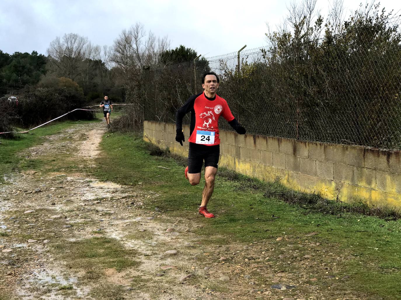 Fotos: Las mejores imágenes del Cross Navideño de Lorenzana