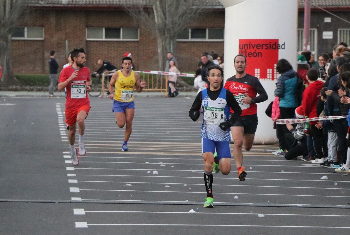 Jorge Blanco fue el vencedor de la San Silvestre de León 2019, seguido de Sergio Alegre y Álvaro Gutiérrez en un recorrido tradicional por la ciudad de 7 kilómetros que finalizó en el aparcamiento del Palacio de los Deportes.