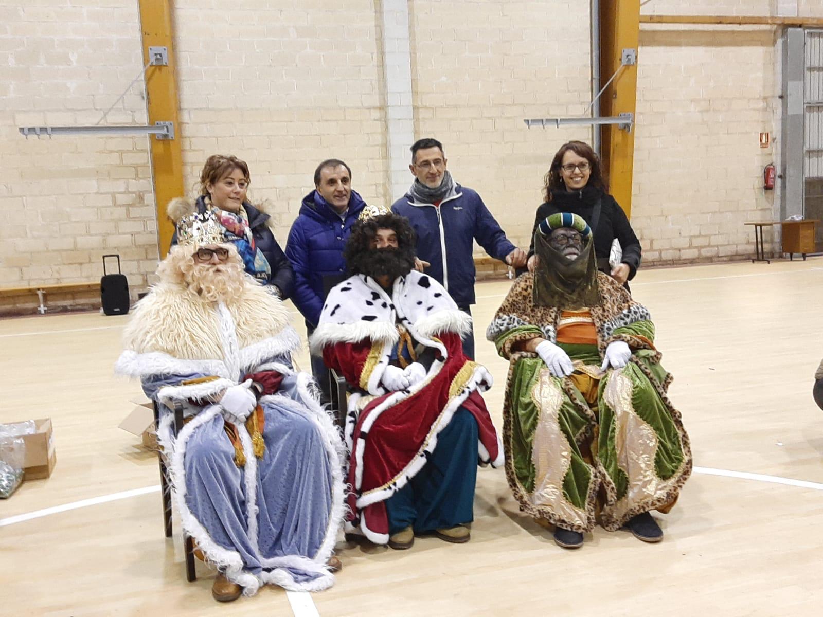 Fotos: Los Reyes Magos visitan Matallana de Torio