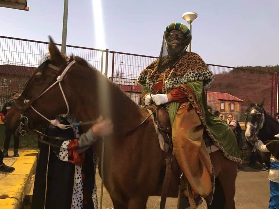 Fotos: Los Reyes Magos visitan Matallana de Torio