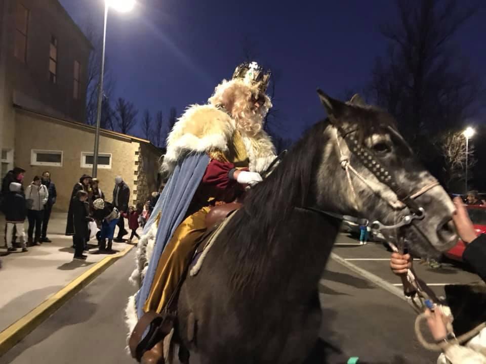 Fotos: Los Reyes Magos visitan Matallana de Torio