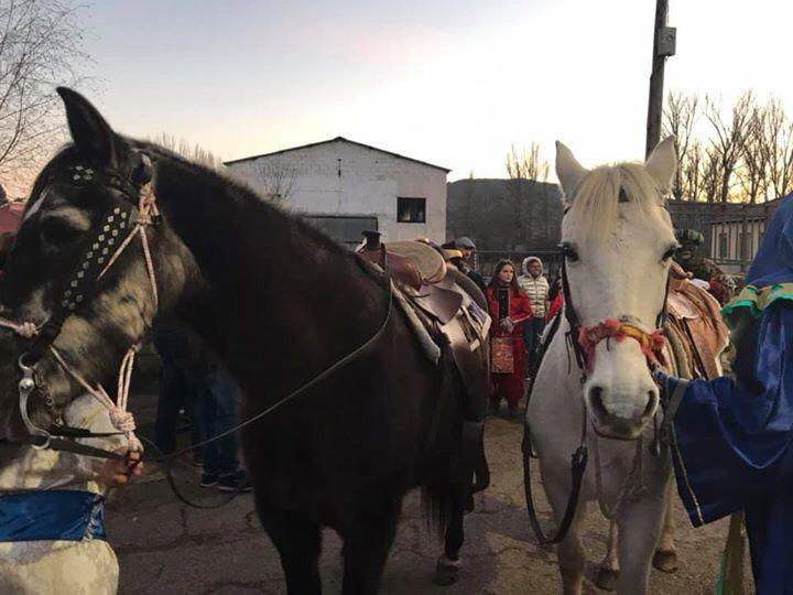 Fotos: Los Reyes Magos visitan Matallana de Torio