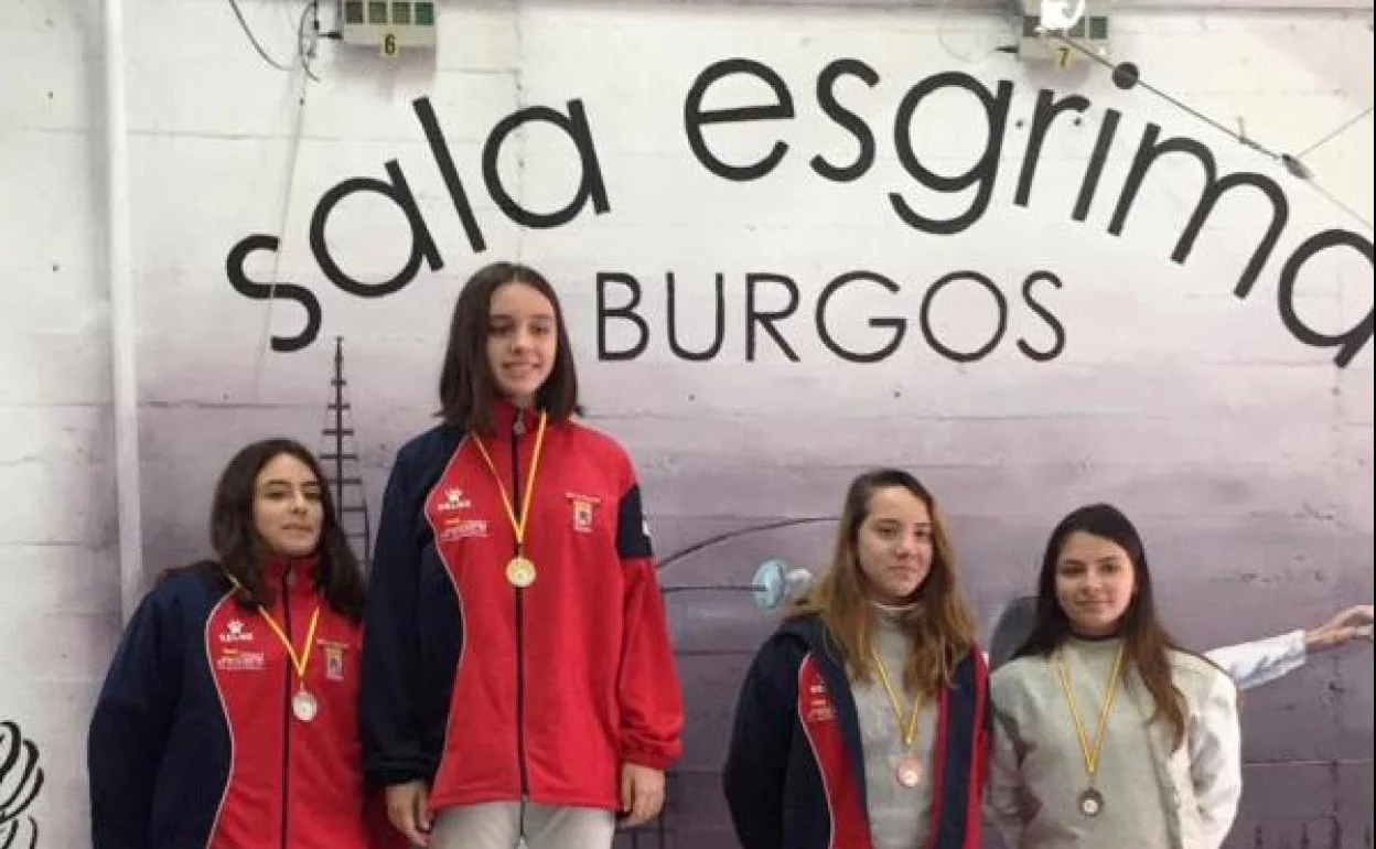 Seis medallas para el Sala de Esgrima León en Burgos