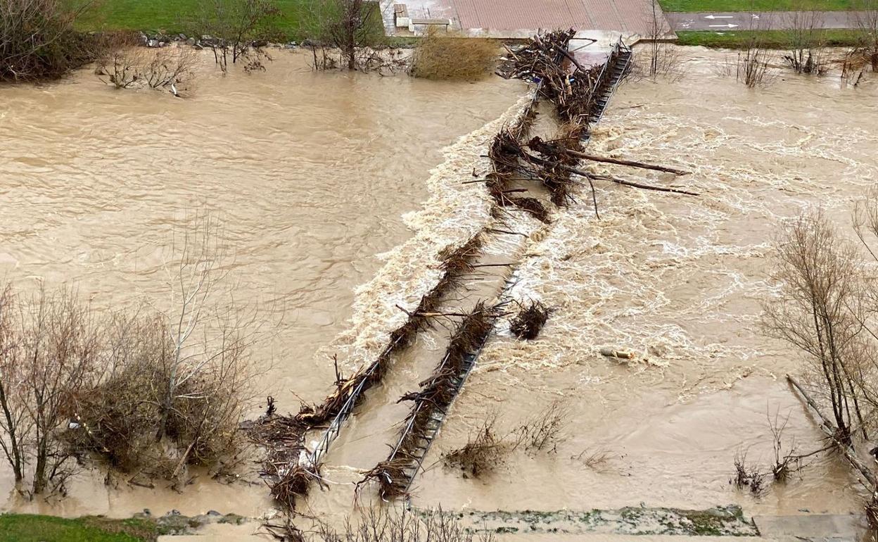 La CHD pide obras de emergencia en cauces y sistemas dañados por las inundaciones en León