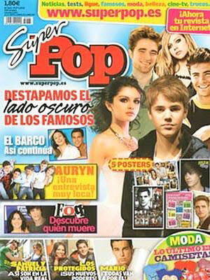 REVISTA SÚPER POP. Fue la primera revista juvenil española de periodicidad quincenal en salir al mercado. Estaba dirigida a la adolescencia y dedicada a los ídolos musicales, cinematográficos y televisivos del momento, y se convirtió en todo un icono social durante más de 30 años. El último número impreso se publicó el 8 de mayo de 2011.