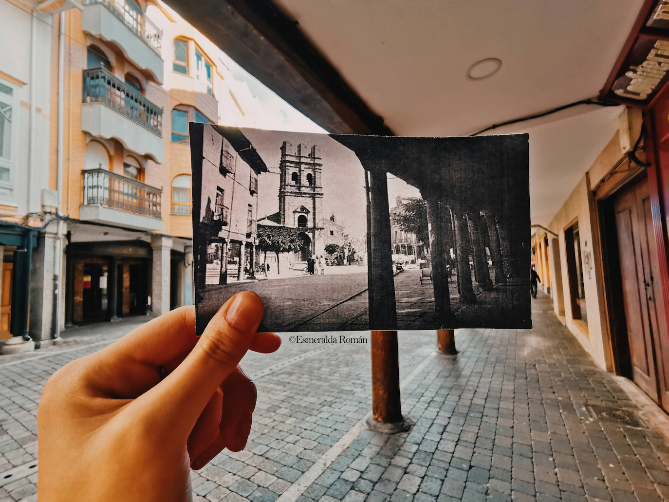 3. Comienzo de la Calle Astorga desde la Plaza Mayor