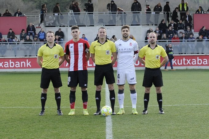 Fotos: Las imágenes del Bilbao Athletic-Cultural